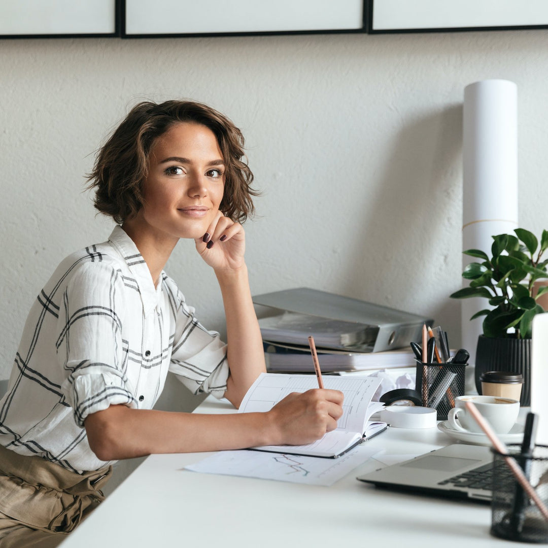 How to Become an Interior Designer