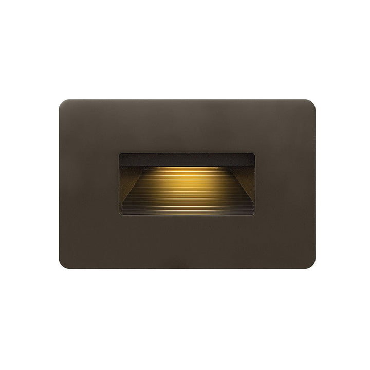 Hinkley Lighting 58508BZ3K  Luna Led Step 120V Landscape Light Bronze