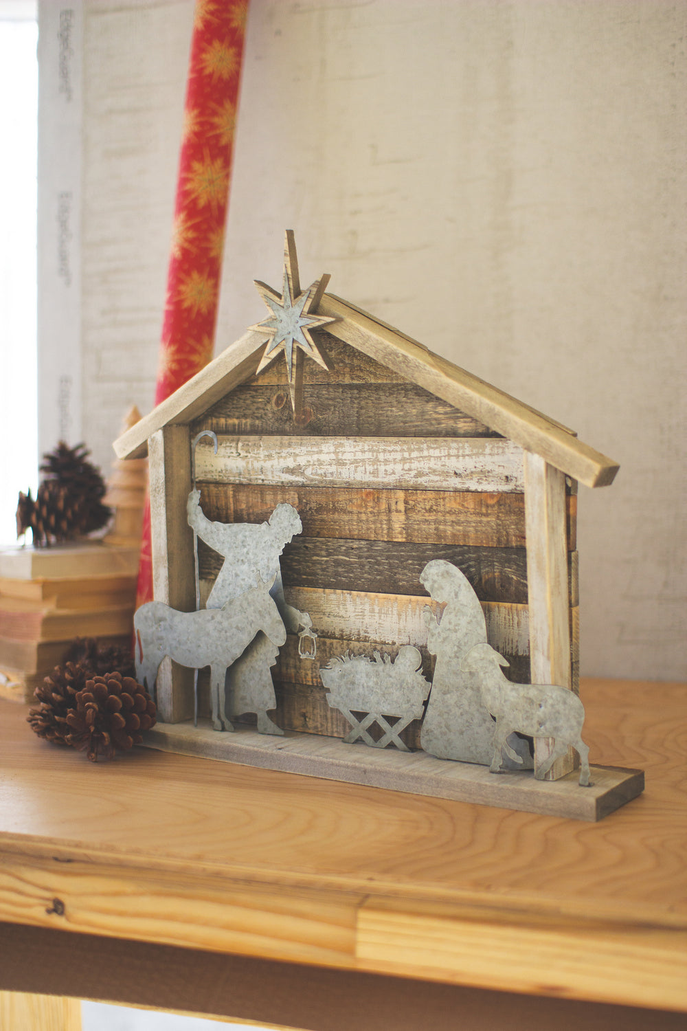 Kalalou Lighting CGU2395  Wood And Nativity Home Decor Bronze / Dark