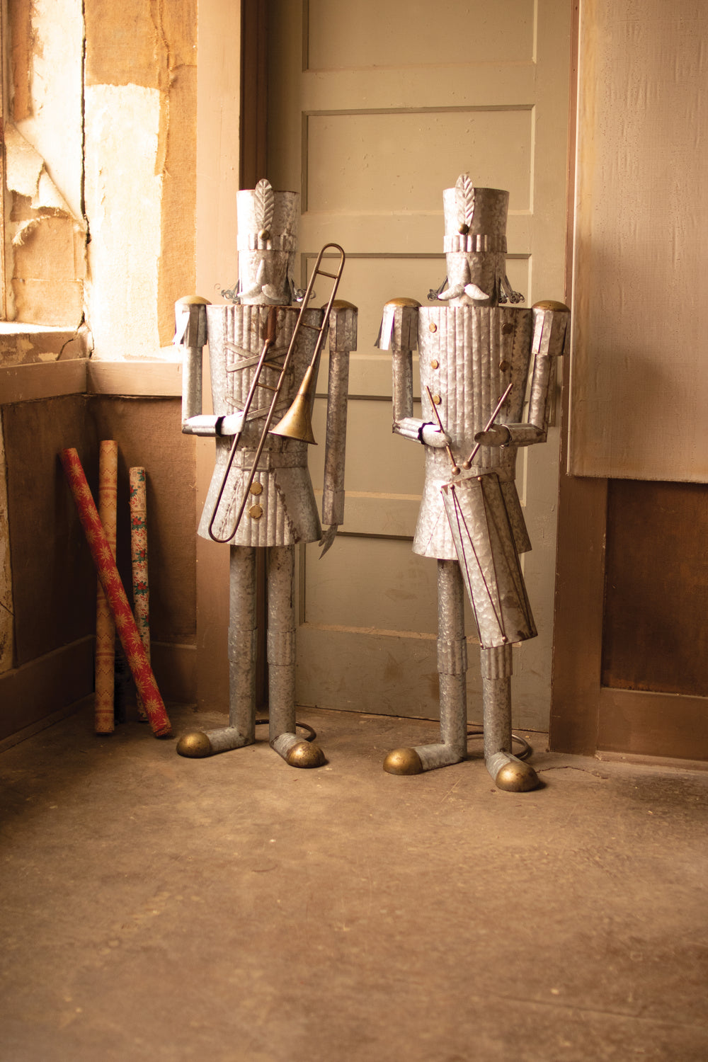 Kalalou Lighting CHE1312  Set Of Two Life Size Tin Christmas Soldiers Home Decor Pewter, Nickel, Silver