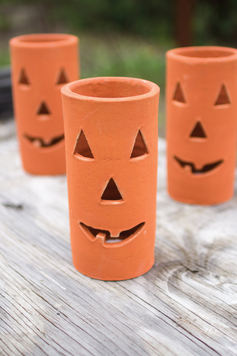 Kalalou Lighting H8432  Clay Jack-O-Lantern Home Decor Bronze / Dark