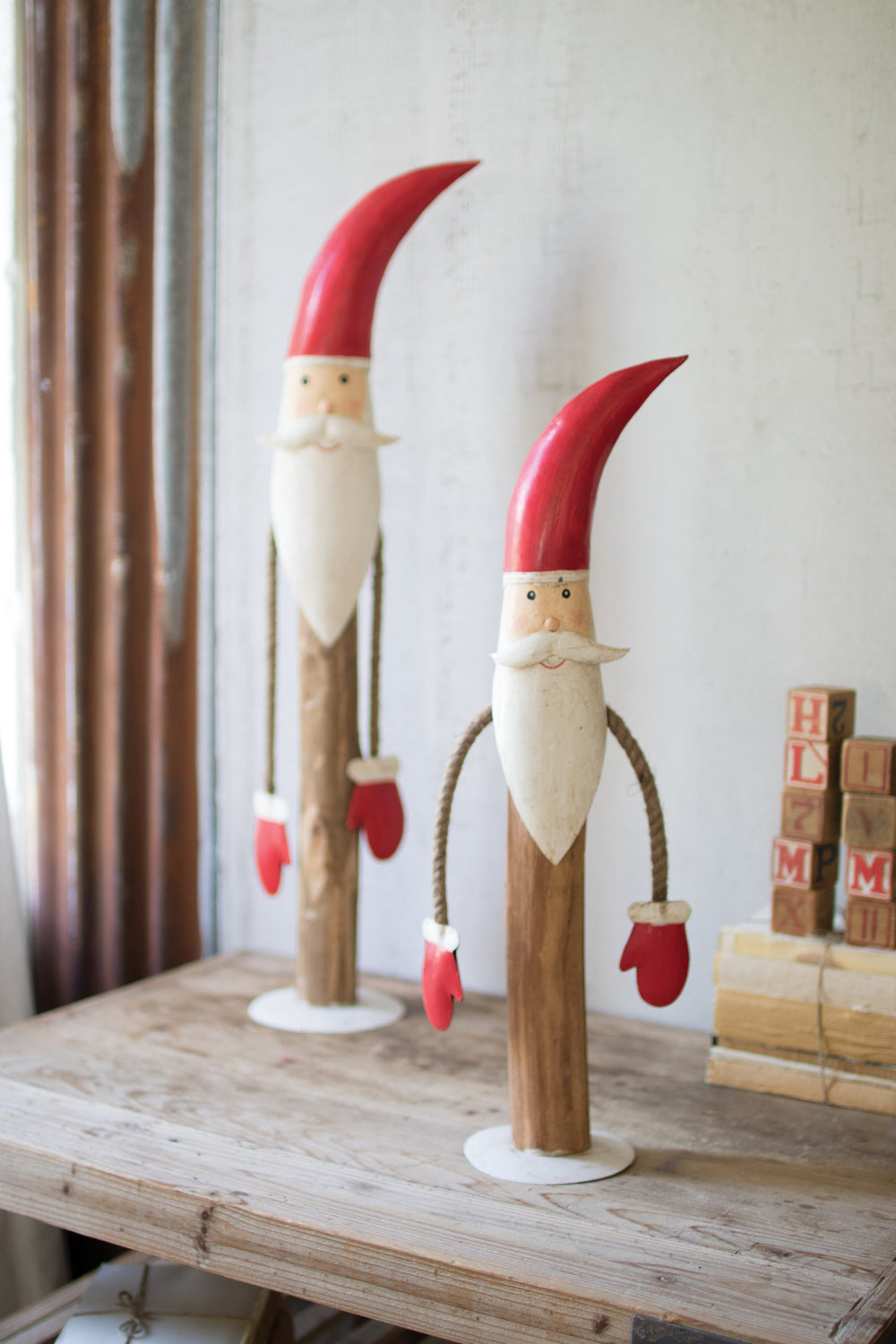 Kalalou Lighting NBA2221  Set Of Two Painted And Wood Santas Home Decor Bronze / Dark