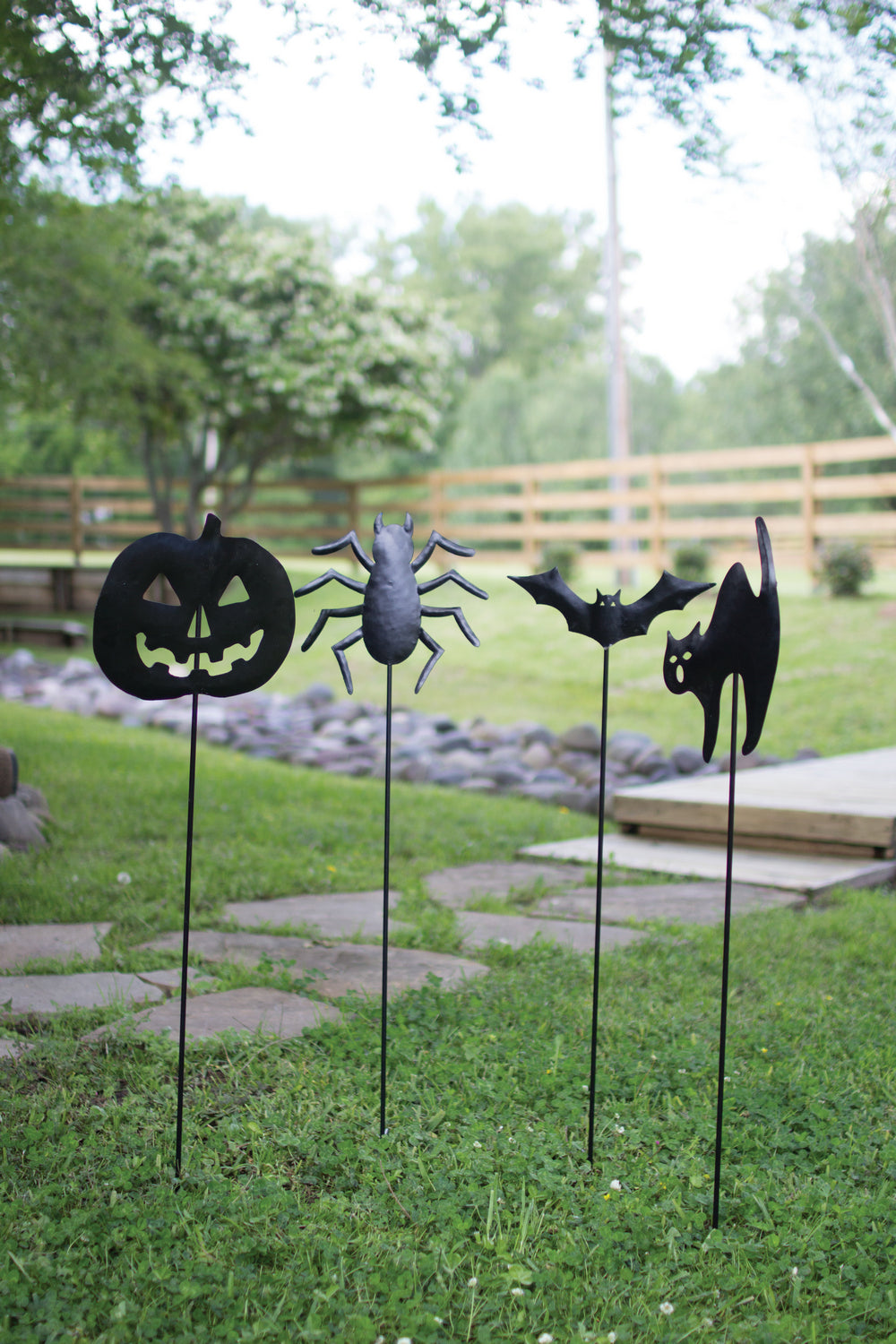 Kalalou Lighting NNV1037  Set Of Four Halloween Yard Stakes Outdoor Black