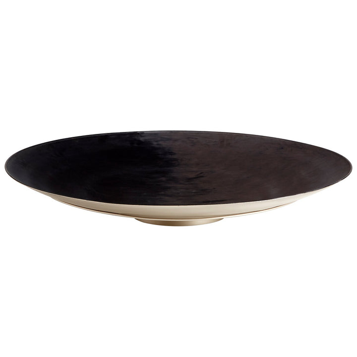 Cyan 10691 Bowls & Plates - Matt And Black Pearl