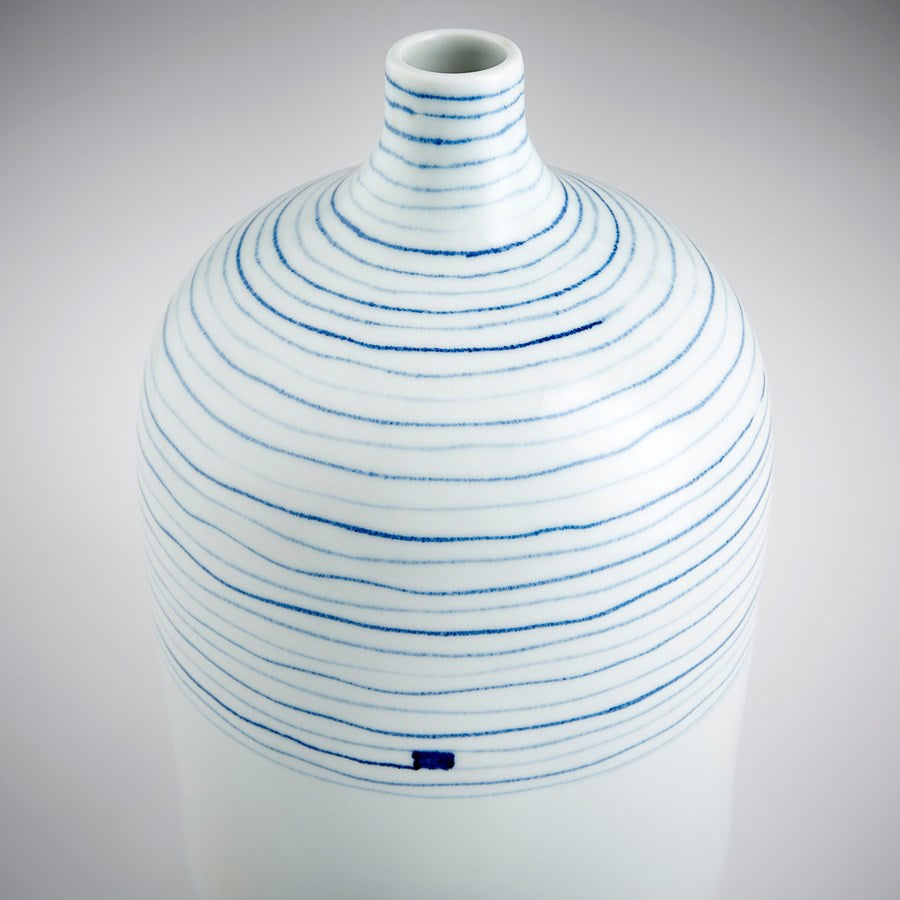 Cyan 10803 Vases & Planters - Blue And White