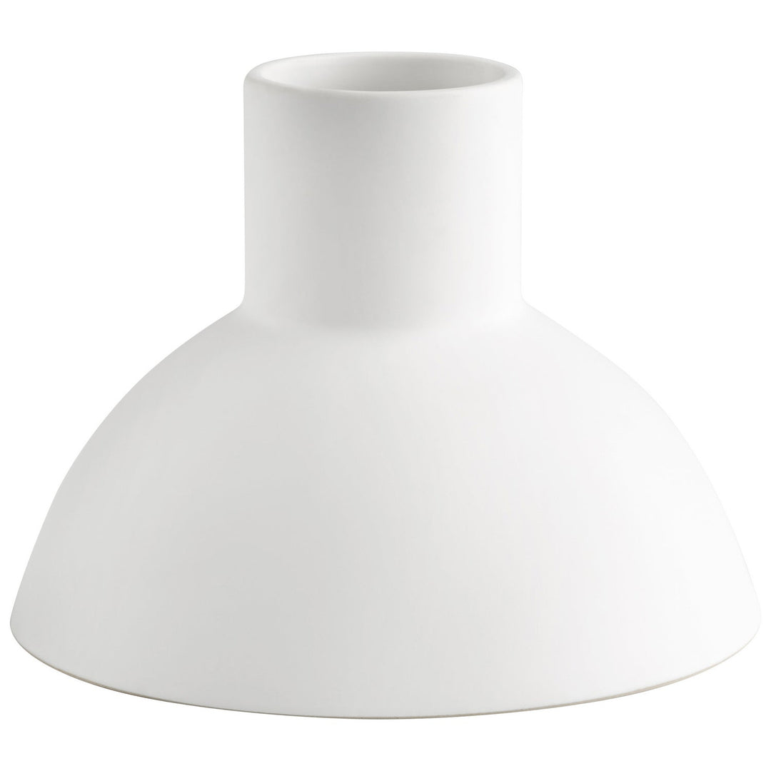 Cyan 10826 Vases & Planters - White