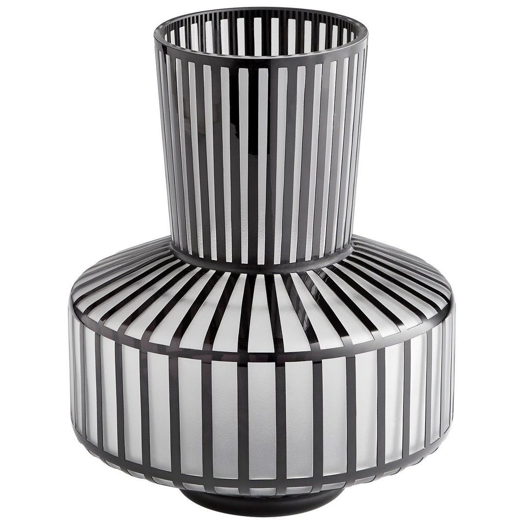 Cyan 10875 Vases & Planters - Black