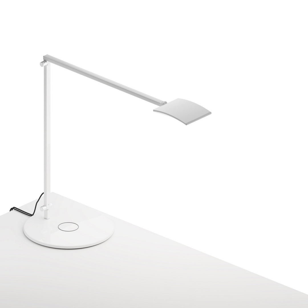 Koncept Lighting AR2001-WHT-QCB Modern Mosso Lamp White