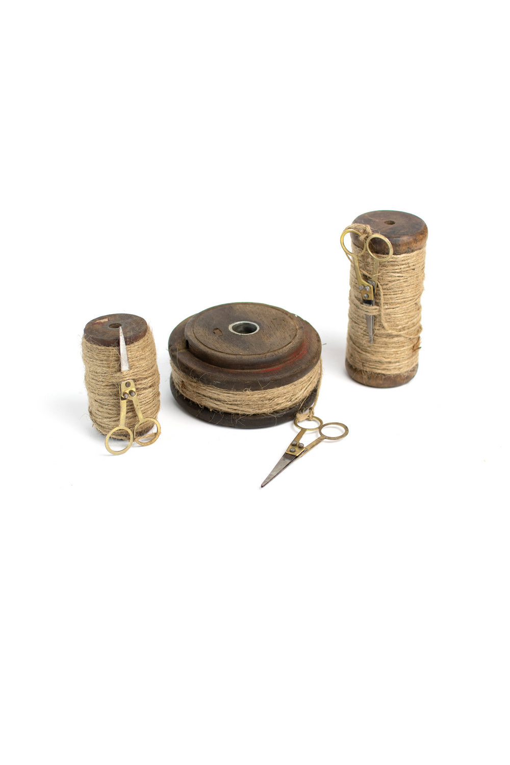 Kalalou Lighting NBF2016  Set Of 3 Wooden Spools With Jute Twine And Scissors Home Decor Bronze / Dark