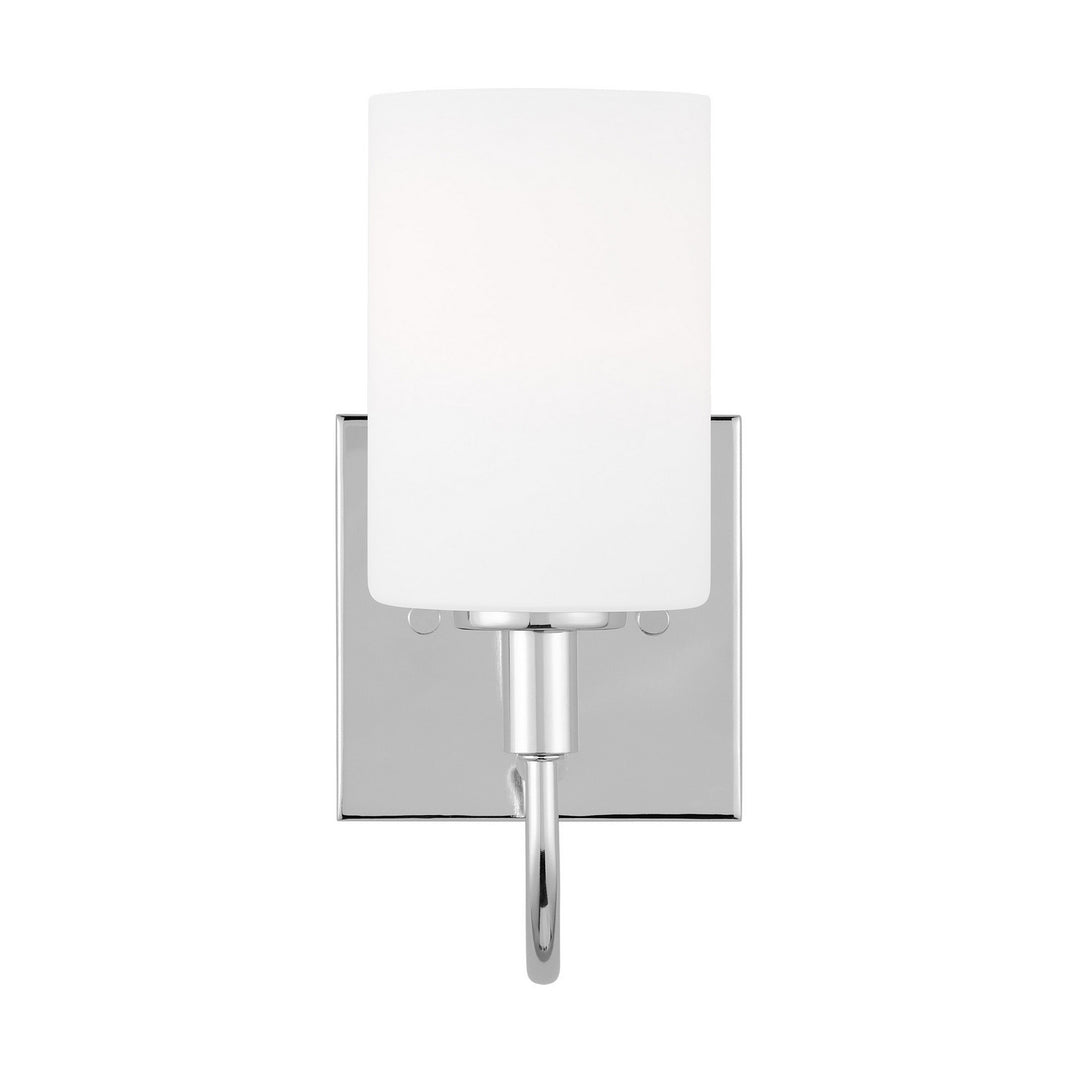 Visual Comfort Studio Oak Moore 4157101-05 Wall Light - Chrome