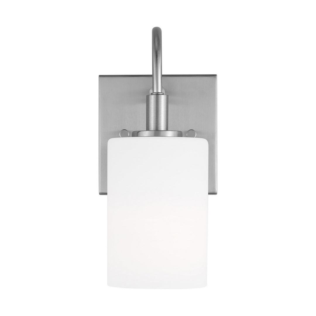 Visual Comfort Studio Oak Moore 4157101-962 Wall Light - Brushed Nickel