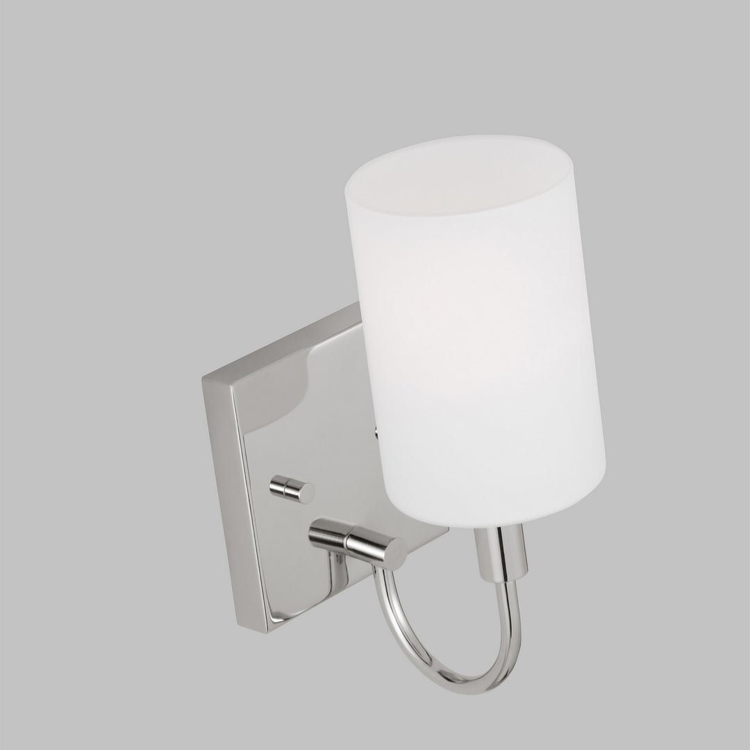 Visual Comfort Studio Oak Moore 4157101EN3-05 Wall Light - Chrome