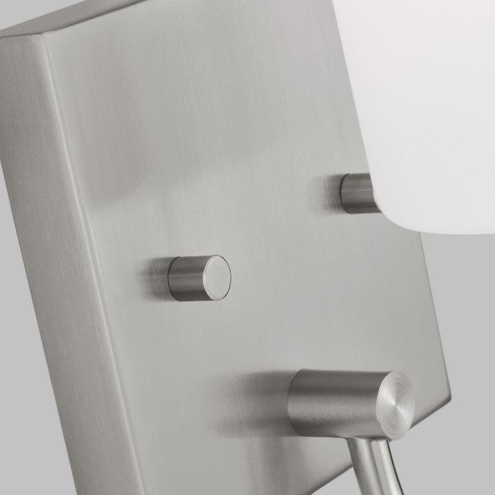 Visual Comfort Studio Oak Moore 4157101EN3-962 Wall Light - Brushed Nickel