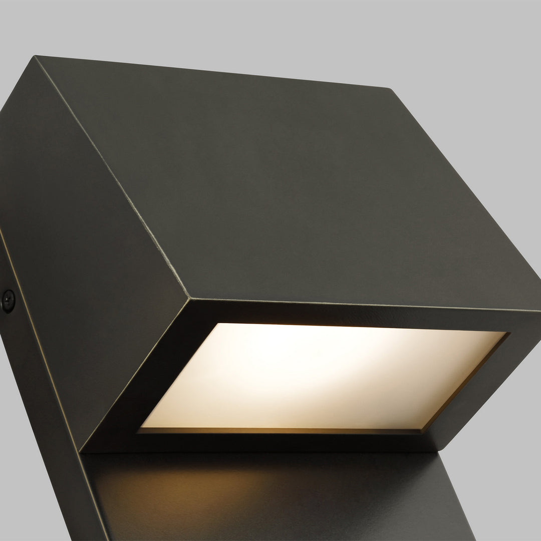 Visual Comfort Studio 8663393S-71 Rocha Led Outdoor Wall Lantern Outdoor Bronze / Dark