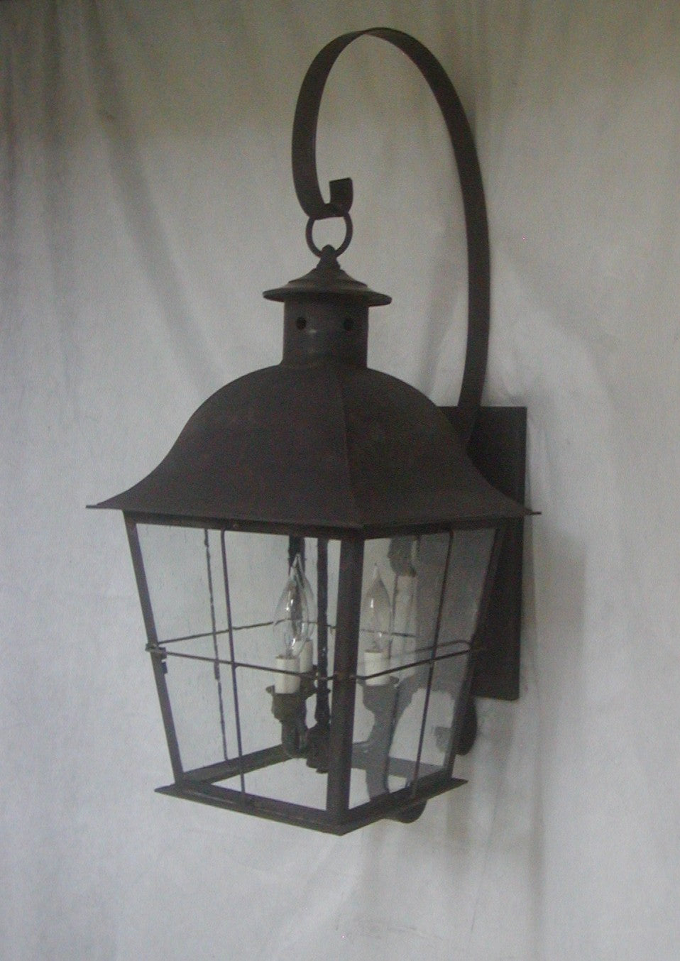 Genie House Lighting 89321DCS Pearl Three Light Wall Mount Outdoor Copper/Antique/Verde
