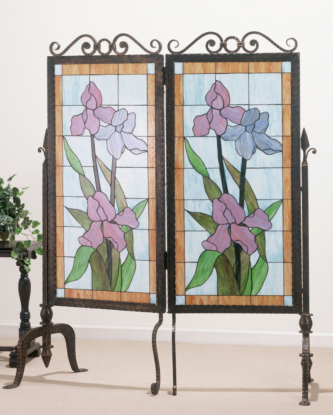 Meyda Tiffany Lighting 65253 Iris Room Divider Furniture Bronze / Dark