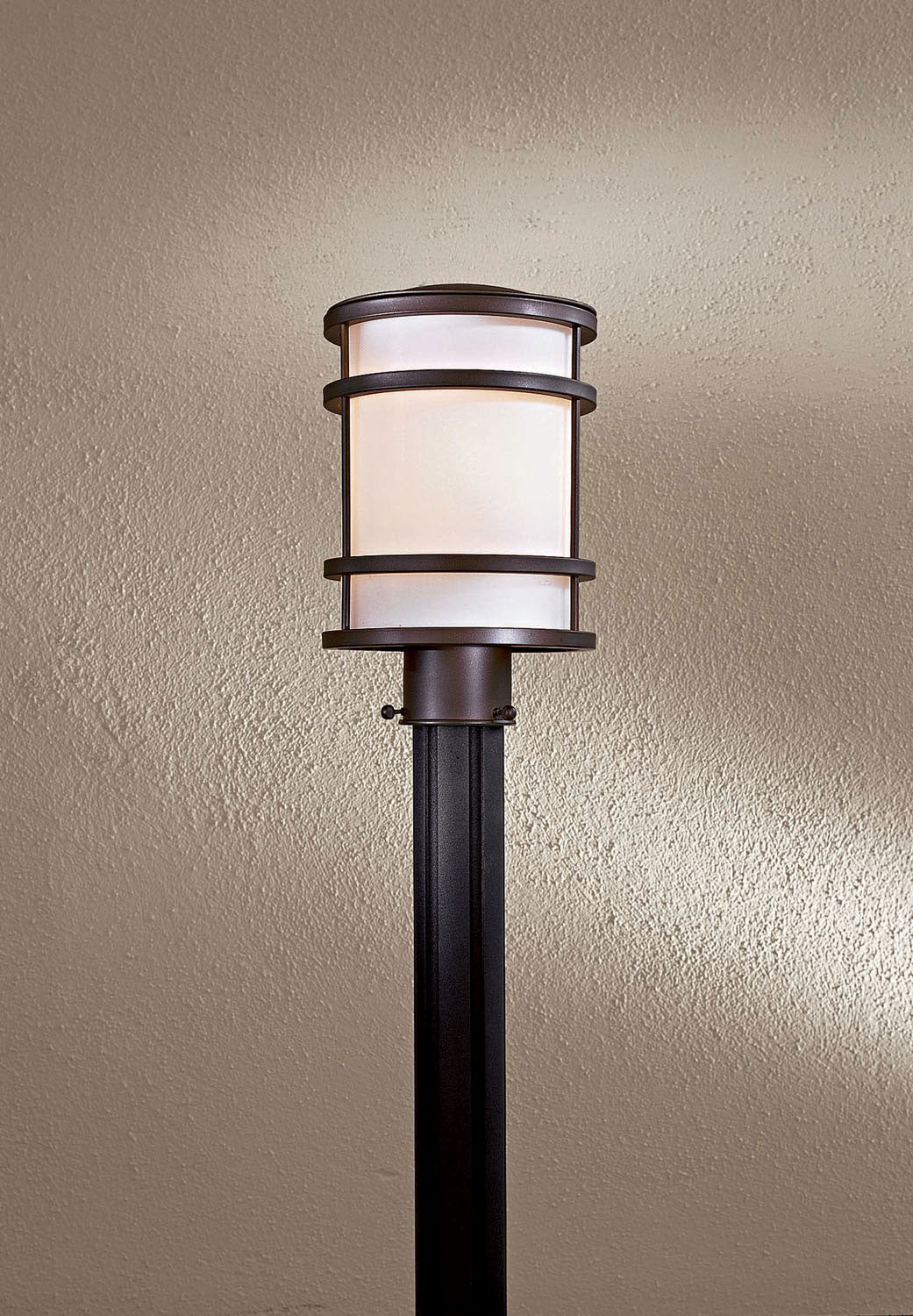 Minka-Lavery Lighting 9806-143 Bay View One Light Post Mount Outdoor Bronze / Dark