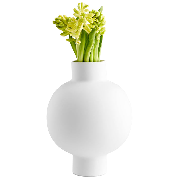Cyan 10916 Vases & Planters - White