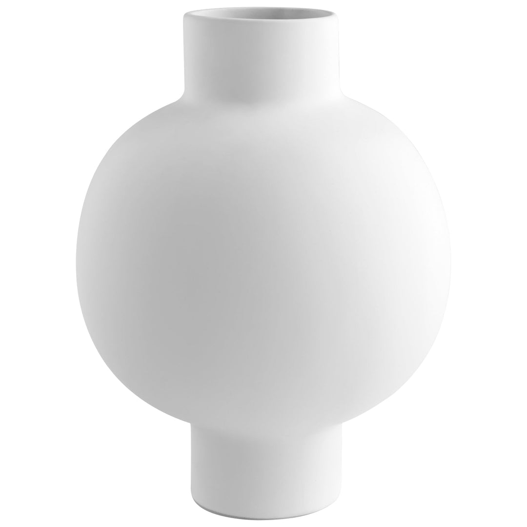 Cyan 10916 Vases & Planters - White