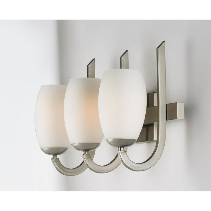 Maxim Taylor 21643SWSN Bath Vanity Light 18 in. wide - Satin Nickel
