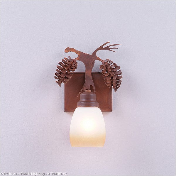 Avalanche Ranch Parkshire-Spruce Cone H17140ET-02 Wall Light - Rust Patina