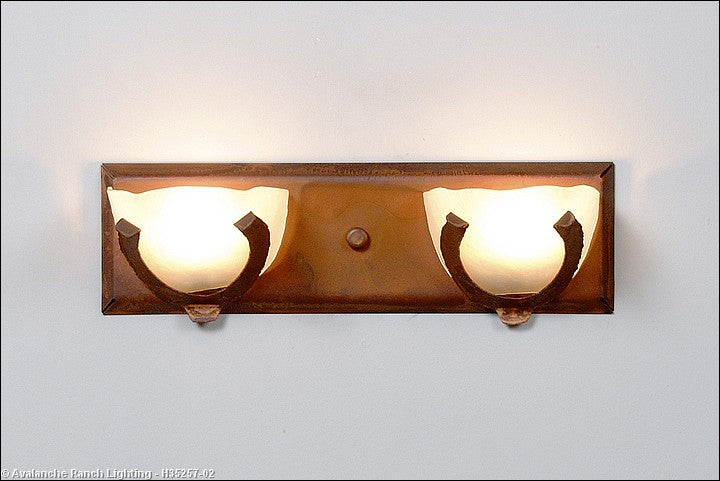 Avalanche Ranch Halogen-Horseshoe H35257-02 Bath Vanity Light 15 in. wide - Rust Patina