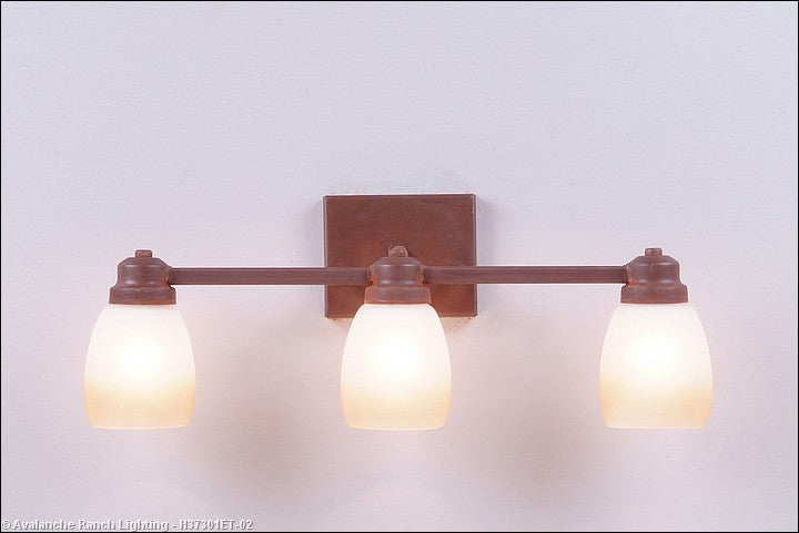 Avalanche Ranch Parkshire-Rustic Plain H37301ET-02 Bath Vanity Light 22 in. wide - Rust Patina