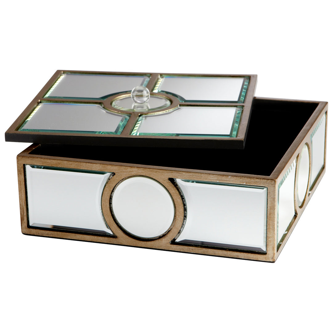 Cyan 05935 Containers & Trays - Clear And Gold