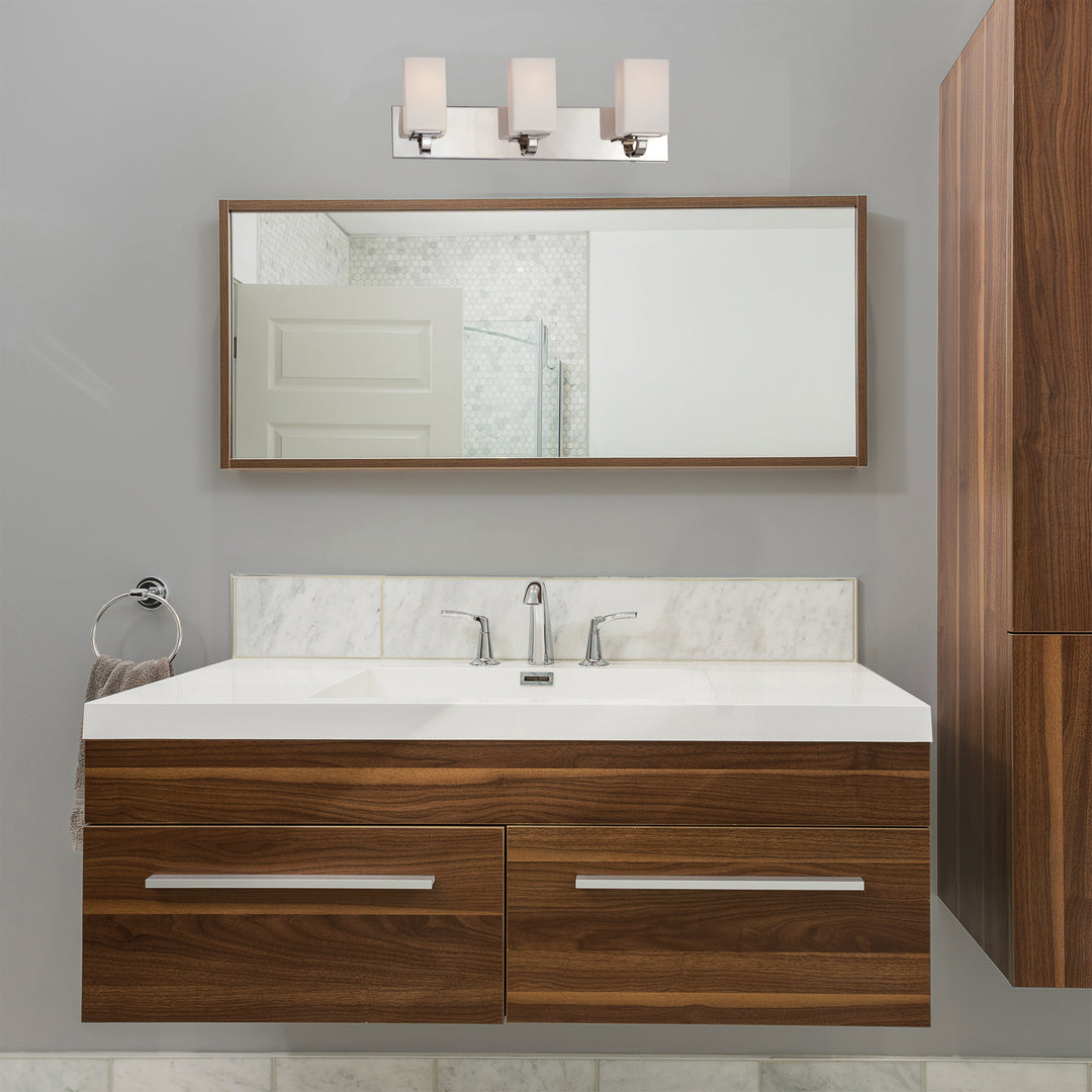 Nuvo Vista 60-5183 Bath Vanity Light 24 in. wide - Polished Nickel
