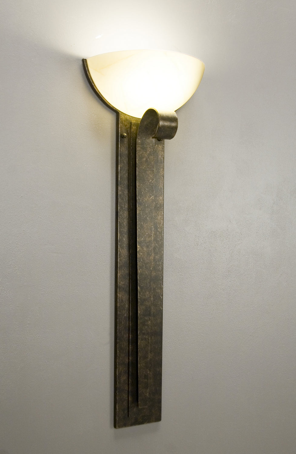 2nd Avenue Salome 04.1266.12 Wall Sconce Light - Gilded Tobacco