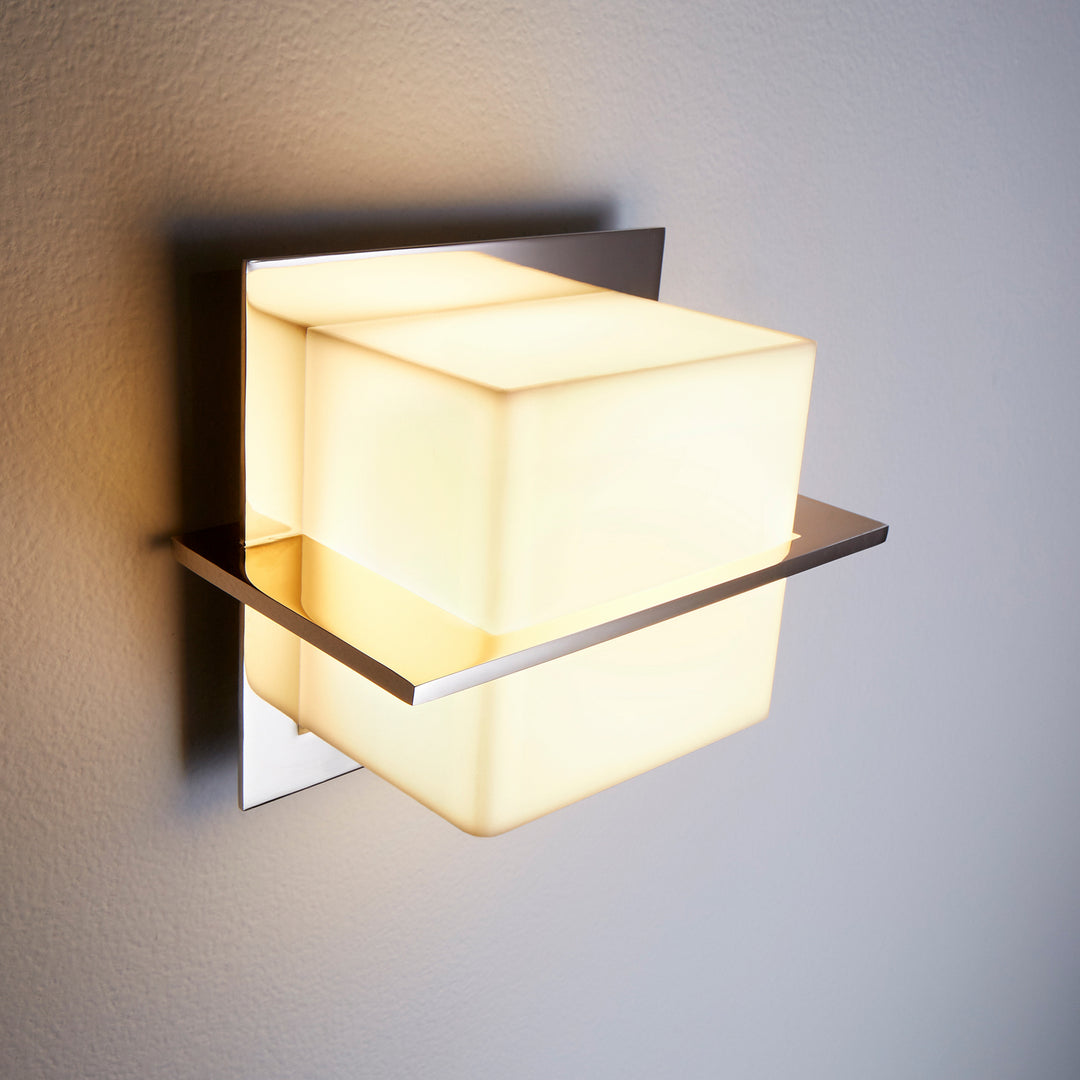 Oxygen Metrix 3-541-20 Wall Sconce Light - Polished Nickel