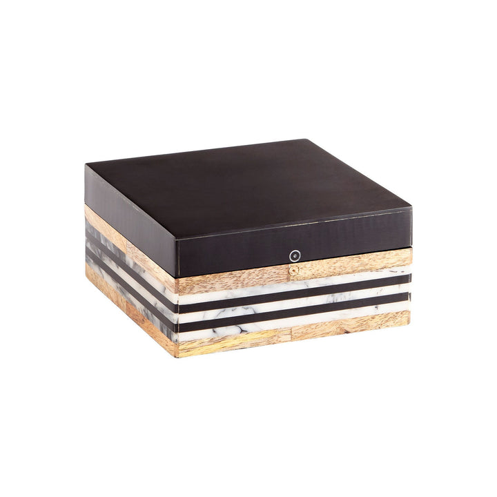 Cyan 10232 Containers & Trays - Natural And Black