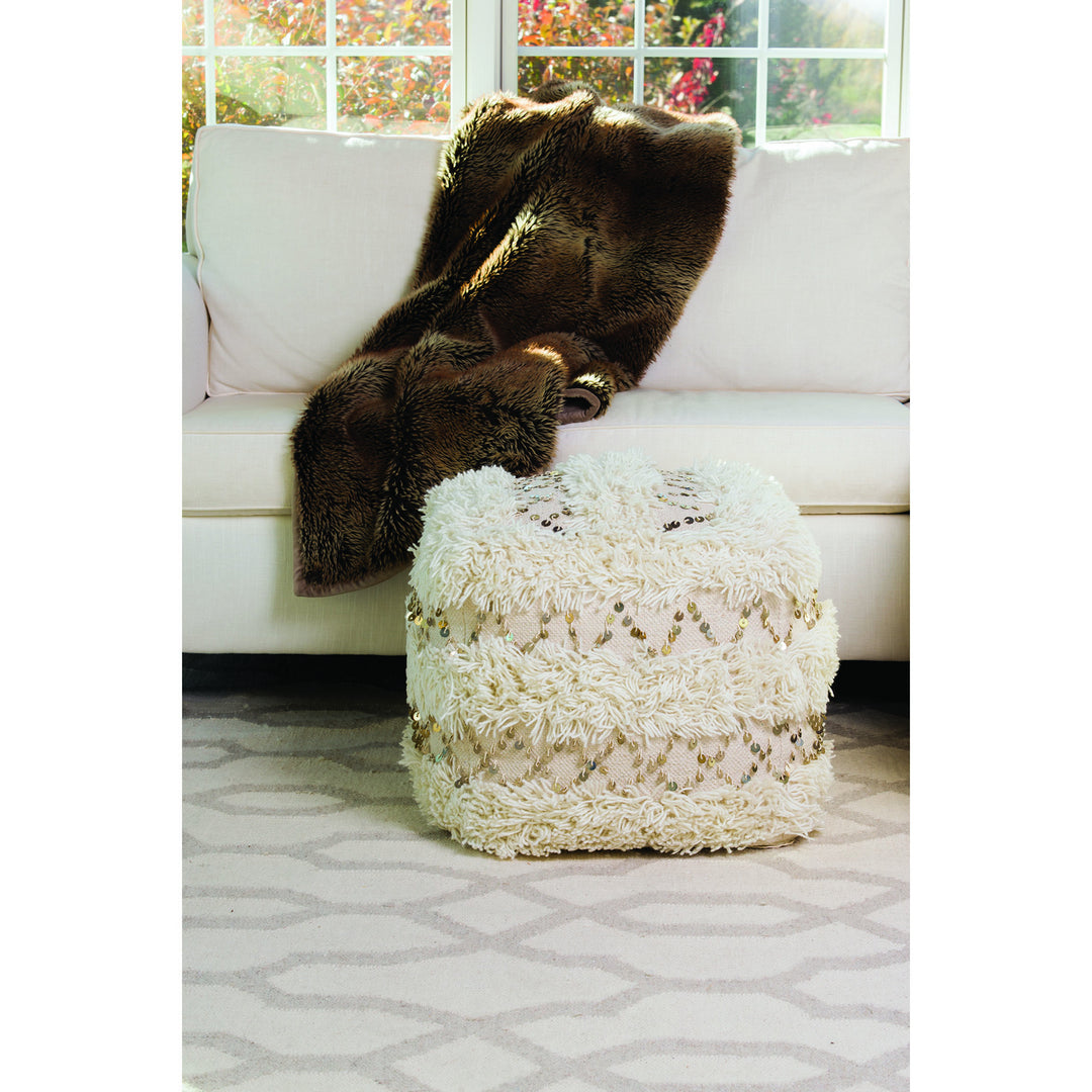 Elk Lighting 920028  Hannah Furniture White