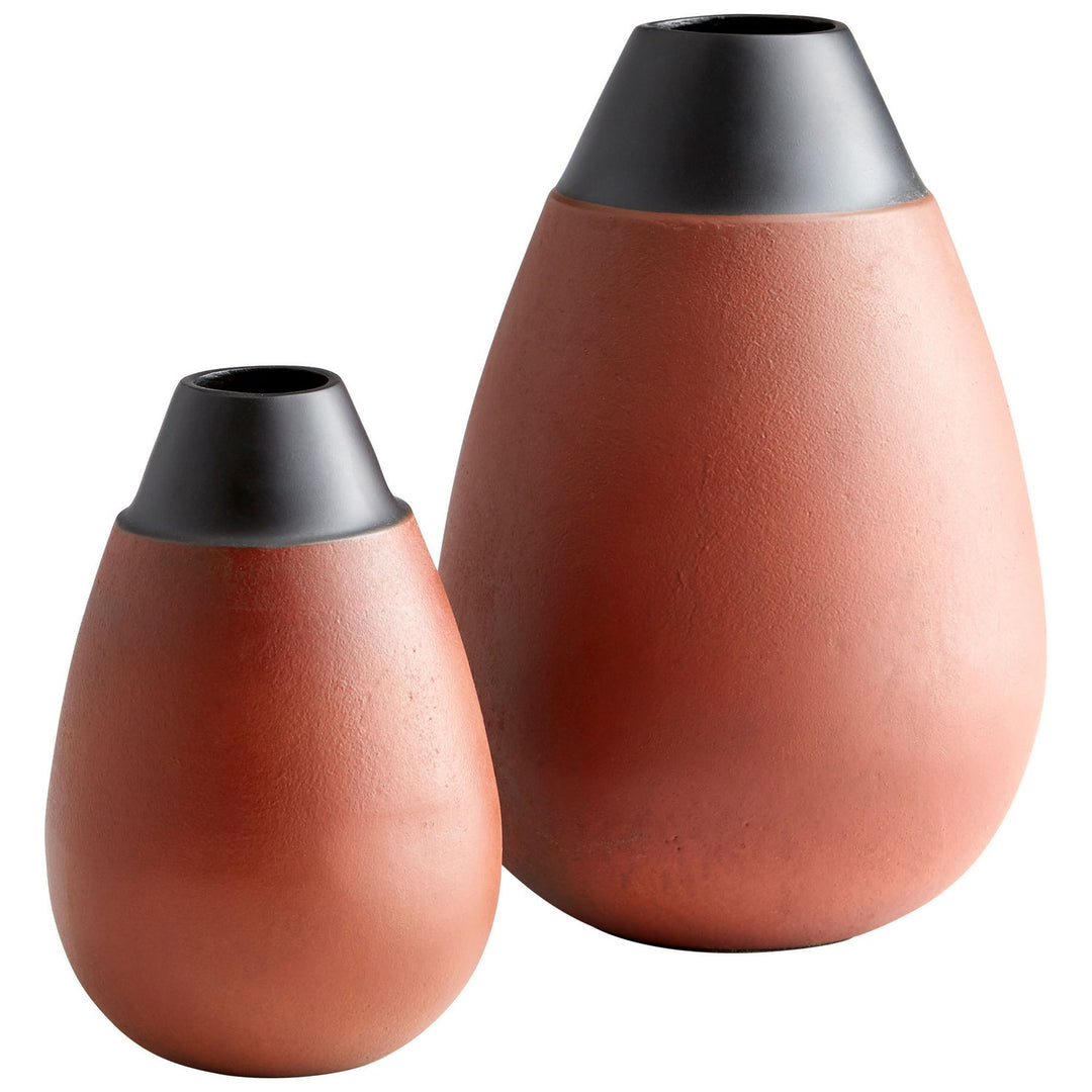 Cyan 10158 Vases & Planters - Flamed Copper