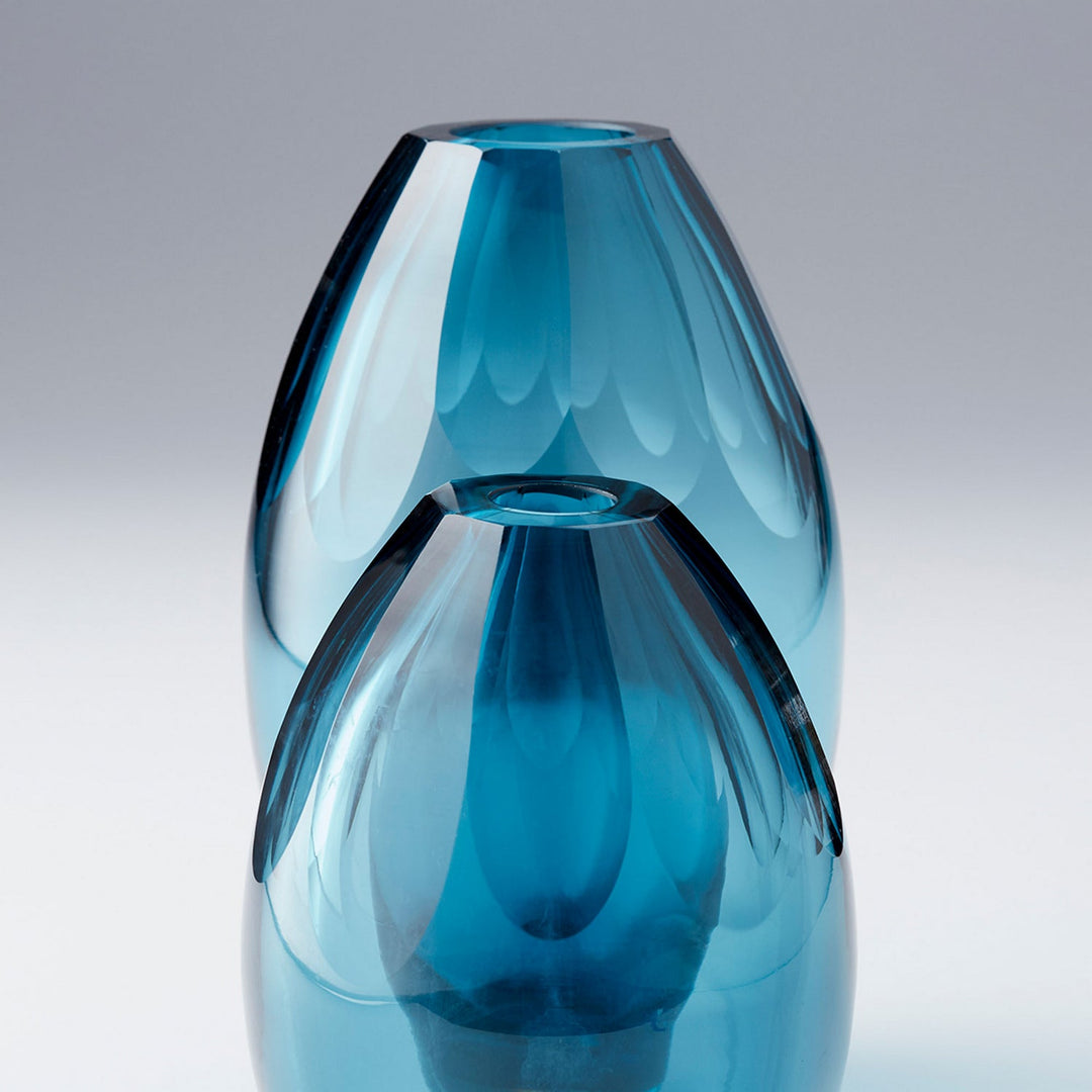 Cyan 10311 Vases & Planters - Blue