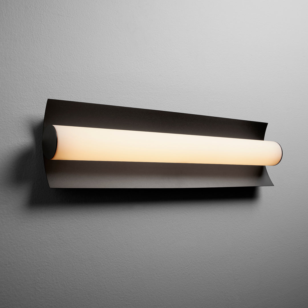Oxygen Wave 3-5022-15 Bath Vanity Light 24 in. wide - Black