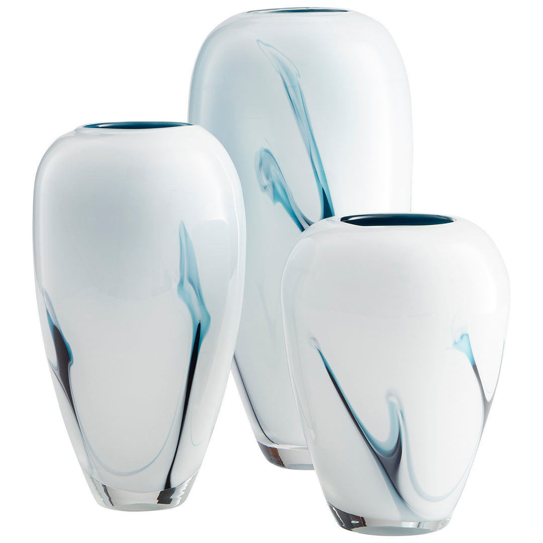 Cyan 10446 Vases & Planters - Blue And White