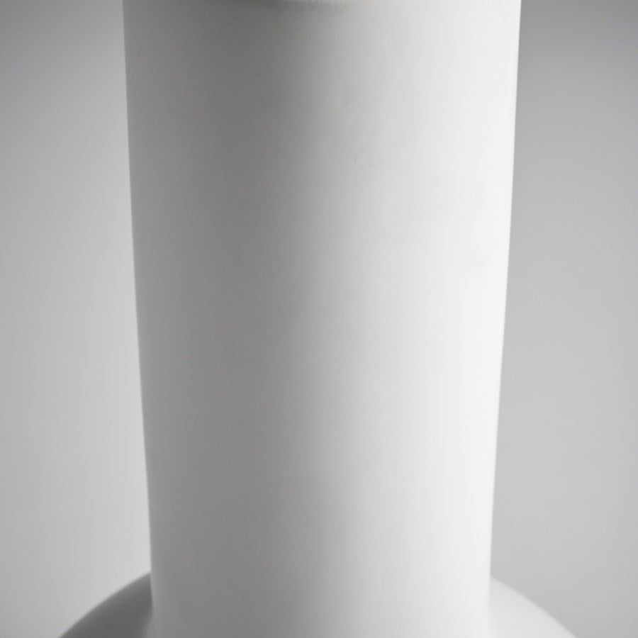 Cyan 10827 Vases & Planters - White
