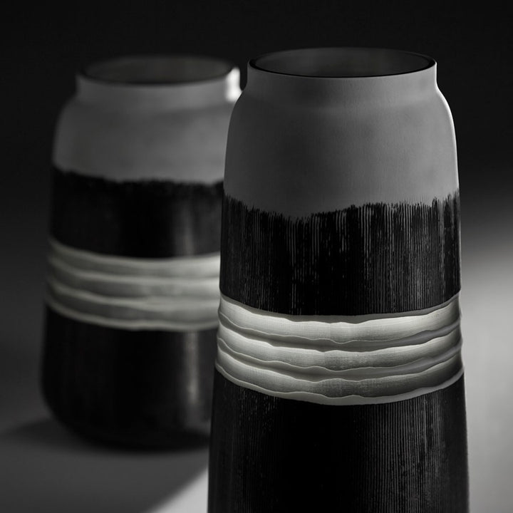 Cyan 10854 Vases & Planters - Black And White