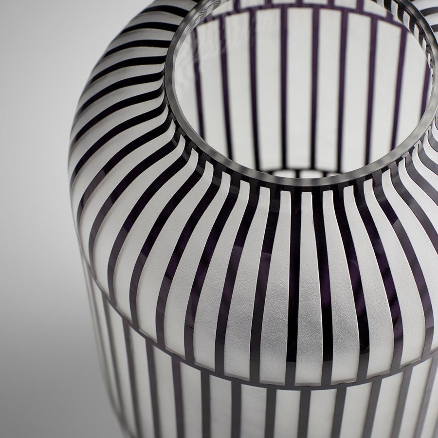 Cyan 10872 Vases & Planters - Black