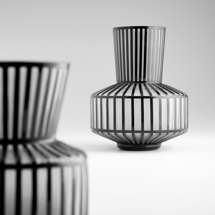 Cyan 10875 Vases & Planters - Black
