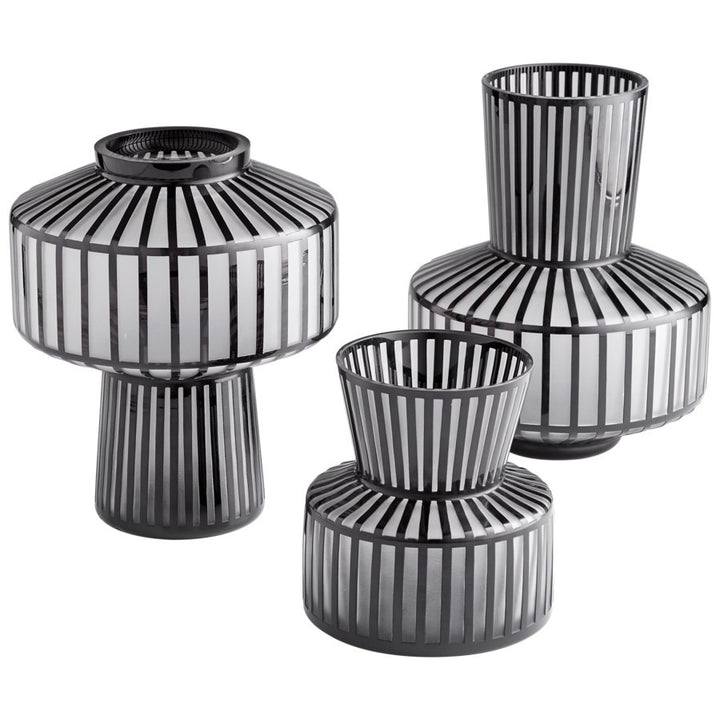 Cyan 10876 Vases & Planters - Black
