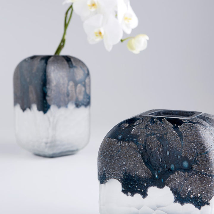 Cyan 10899 Vases & Planters - Blue And White