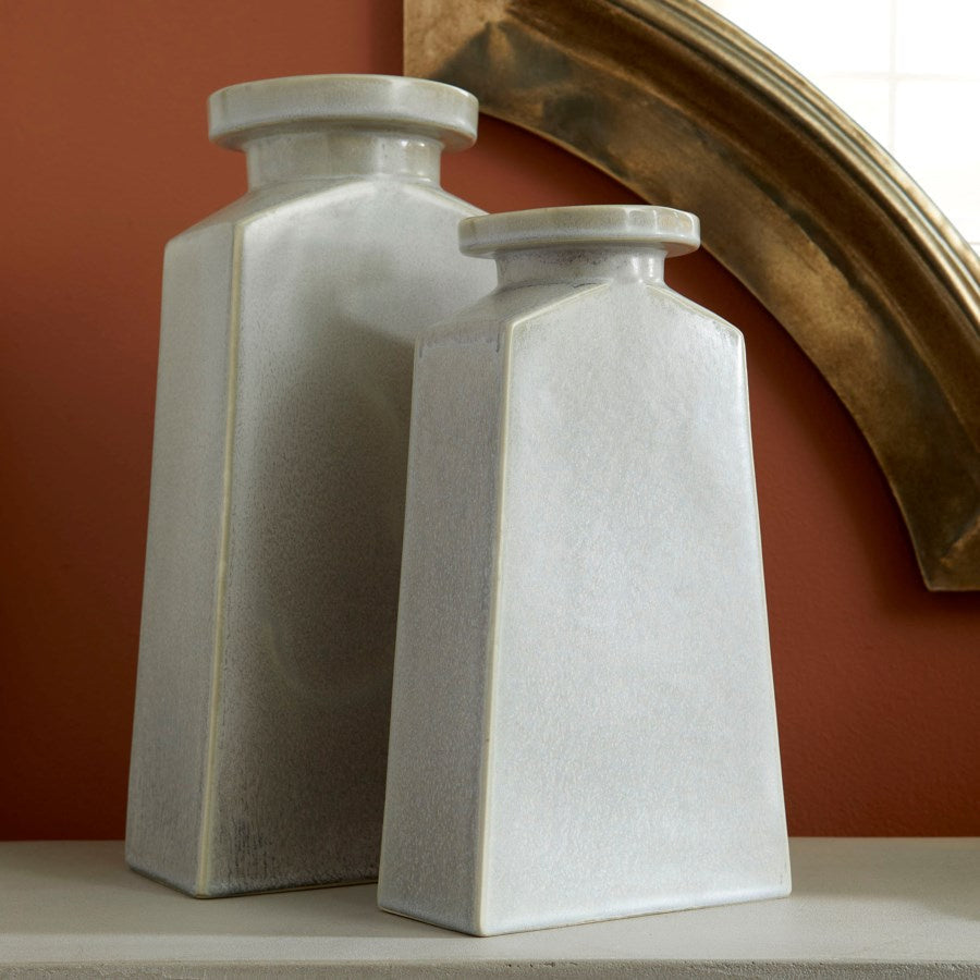 Cyan 10918 Vases & Planters - Oyster Silver