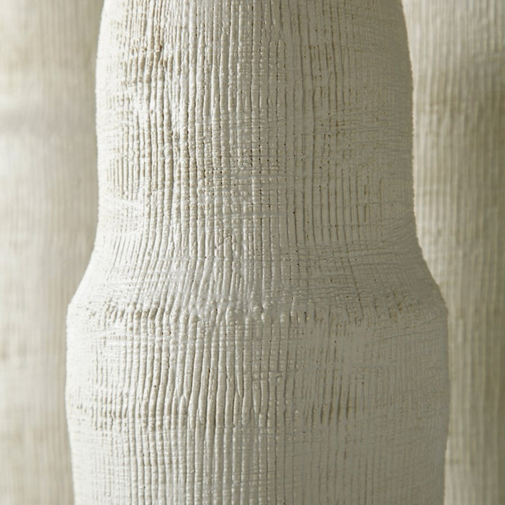 Cyan 10922 Vases & Planters - White