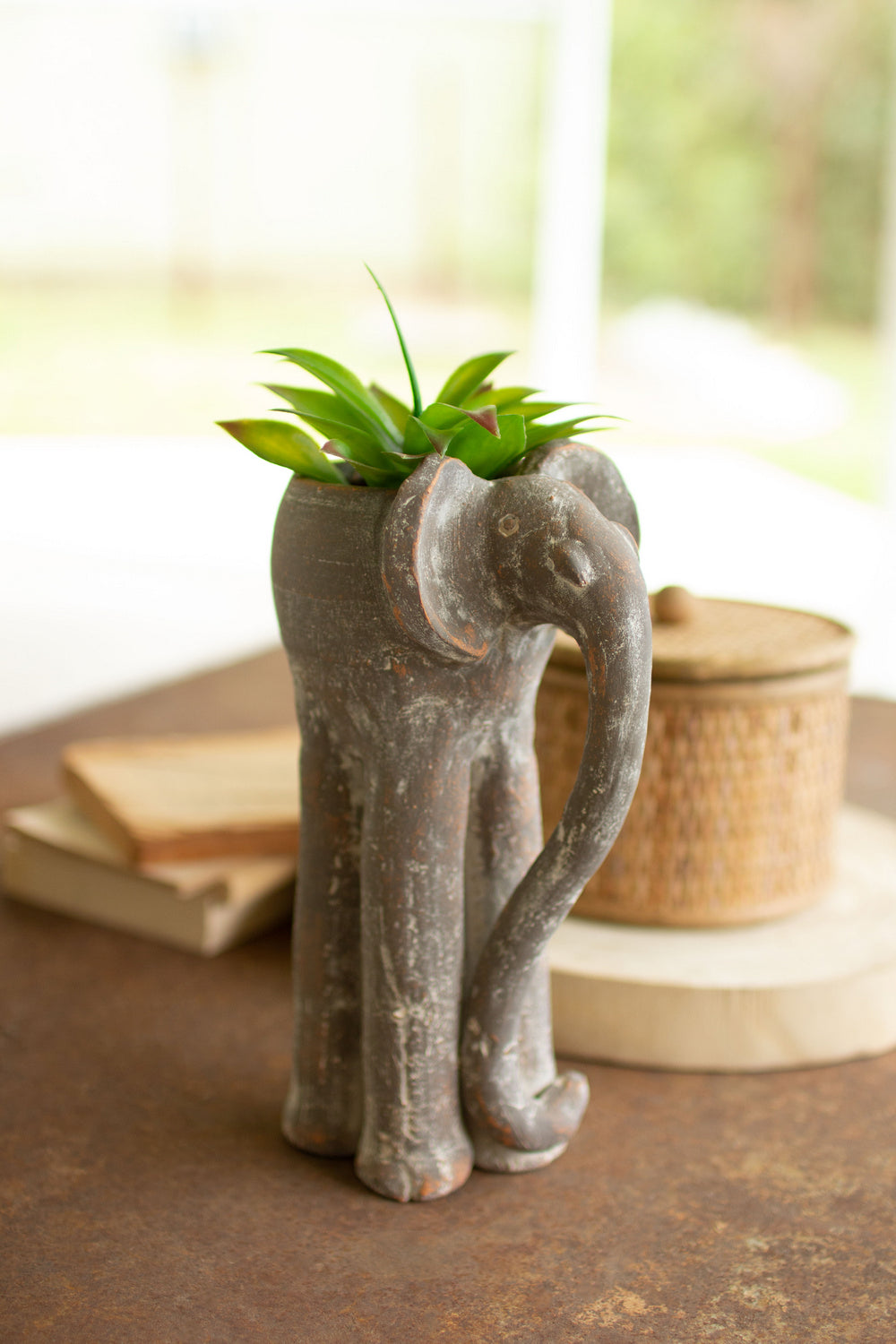 Kalalou Lighting H4030  Planter Home Decor Bronze / Dark