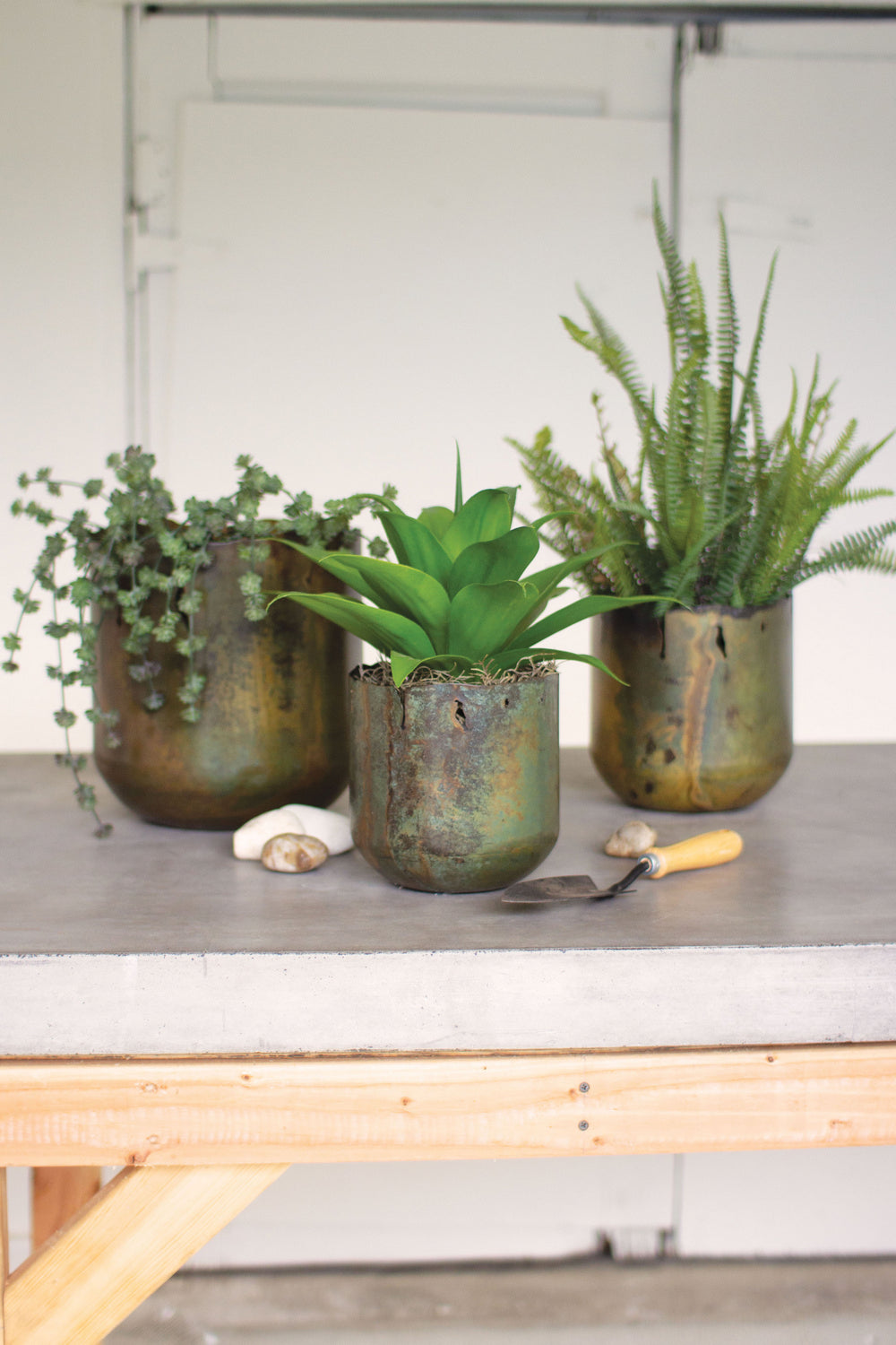 Kalalou Lighting NPV1301  Planter Home Decor Bronze / Dark