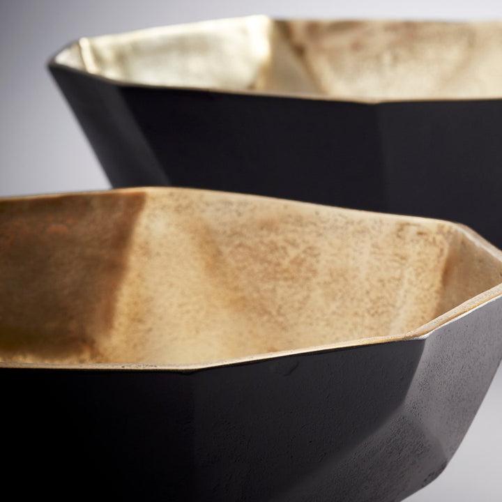 Cyan 10623 Bowls & Plates - Matt Black And Gold