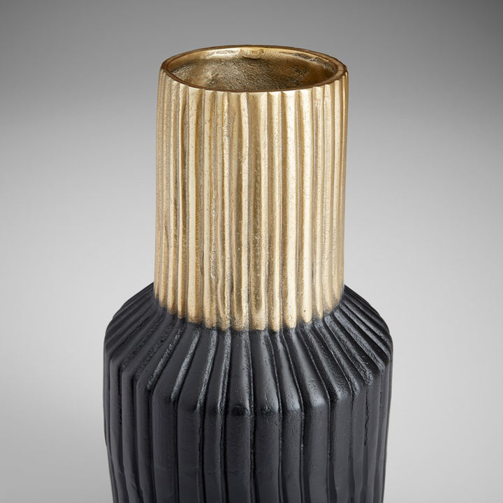Cyan 10625 Vases & Planters - Matt Black And Gold