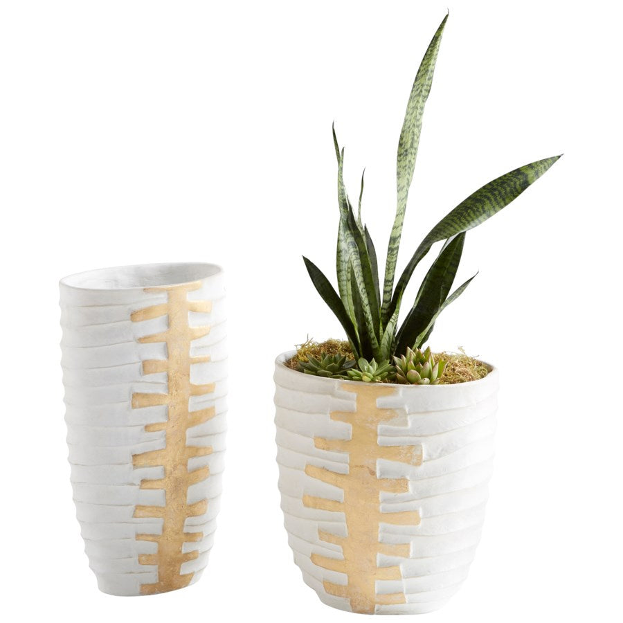 Cyan 10671 Vases & Planters - White And Gold